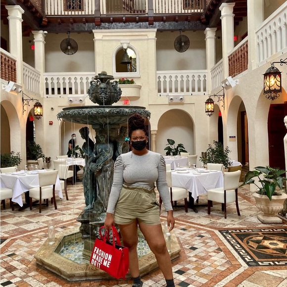 Red “Everything” handbag ❤️ Fashion Made Me Do It - Picture 7 of 9